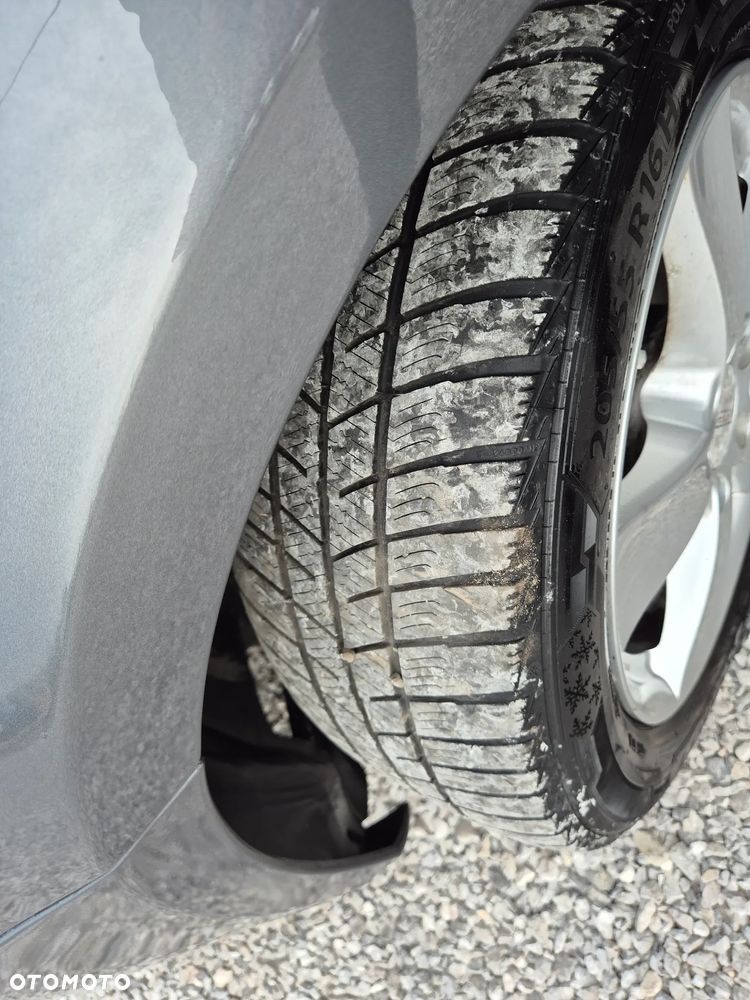 Volkswagen Golf 2.0 TDI DPF DSG MATCH - 38