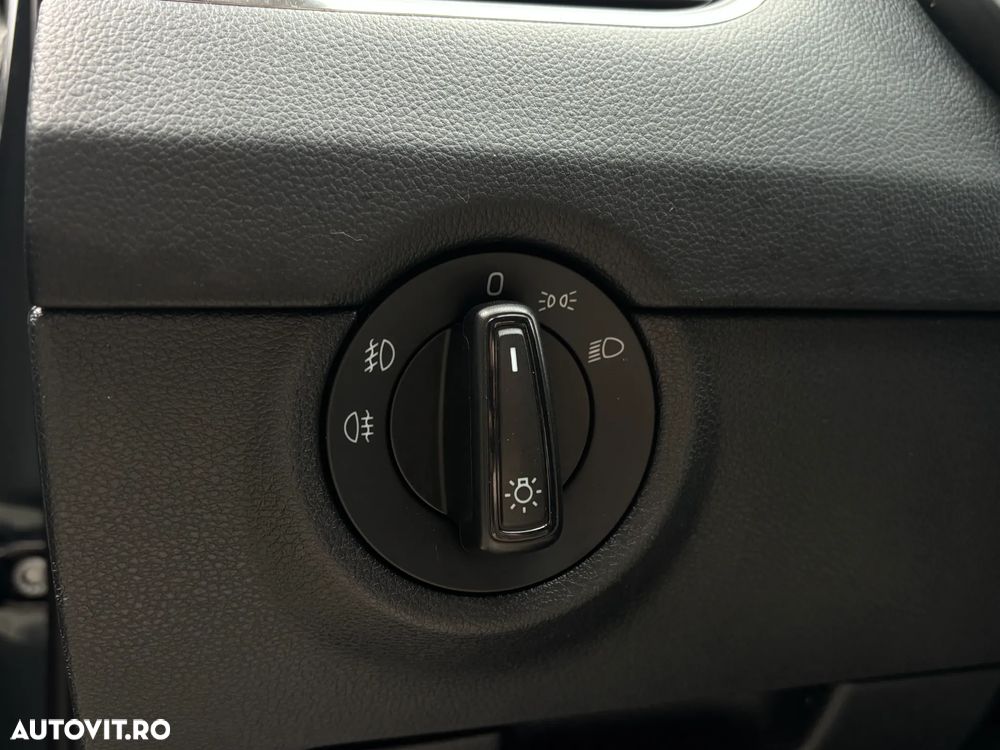 Skoda Octavia 1.6 TDI DSG Ambition - 17