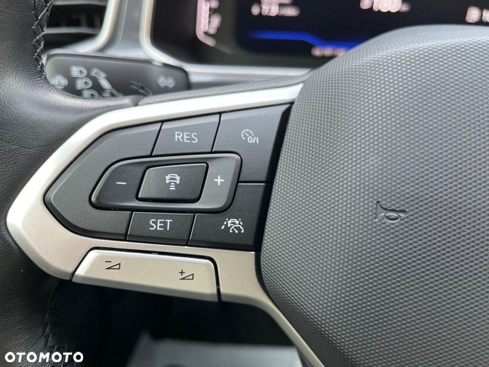 Volkswagen T-Roc 1.5 TSI Style - 26