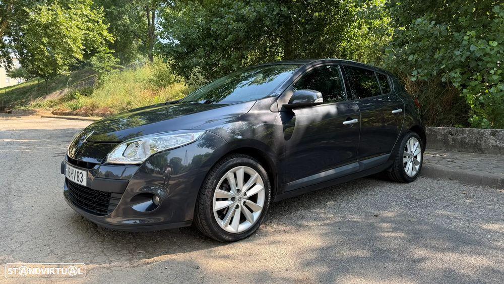 Renault Mégane 1.5 dCi Dynamique - 1