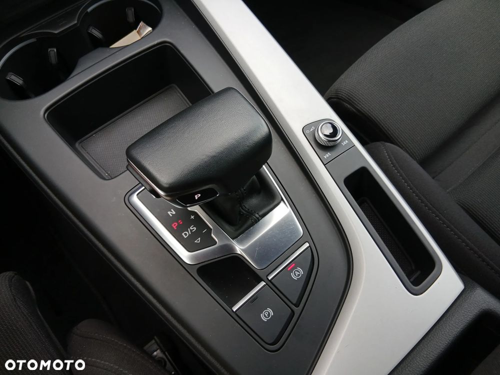Audi A4 Avant 35 TFSI mHEV Advanced S tronic - 15
