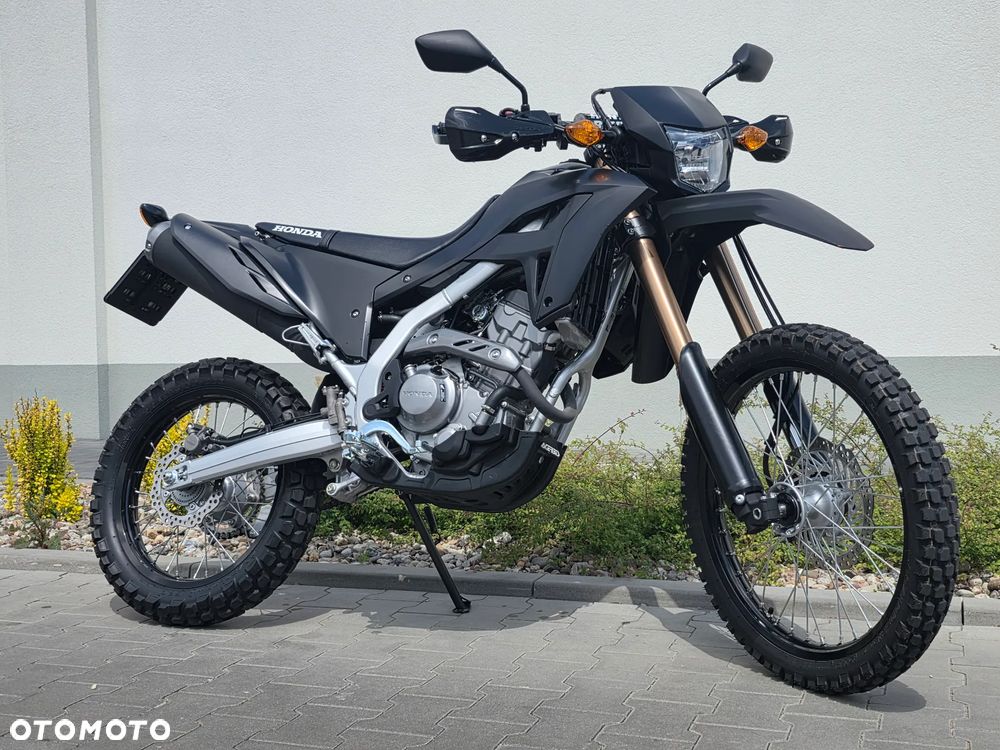 Honda CRF - 17