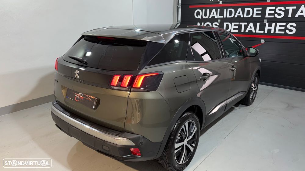 Peugeot 3008 PureTech 130 Stop & Start GPF EAT8 Allure - 12