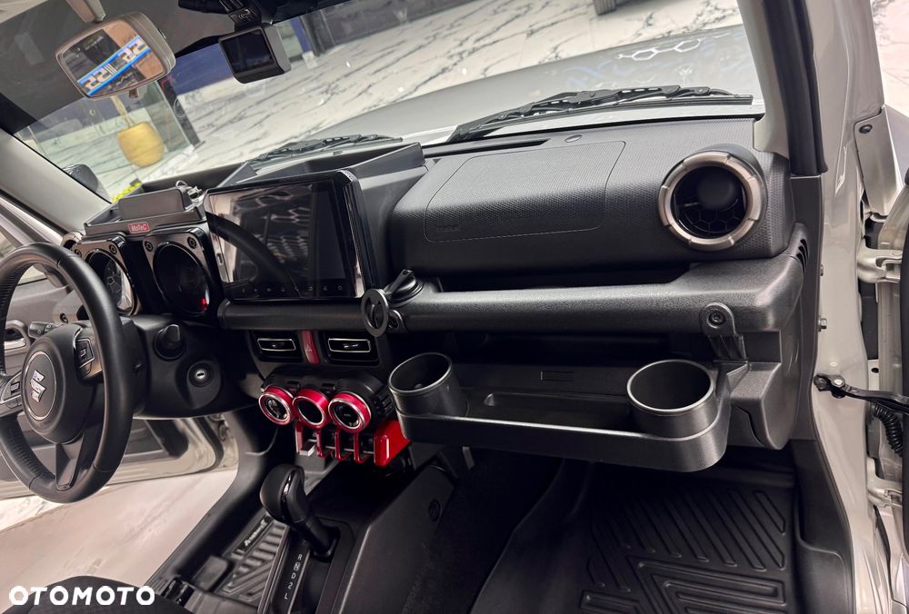 Suzuki Jimny - 27