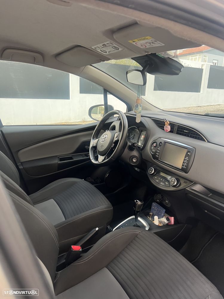 Toyota Yaris 1.5 HSD Exclusive - 5