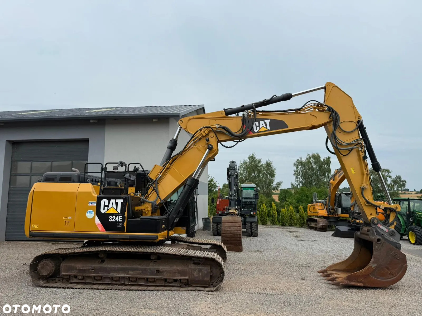 Caterpillar 324 E - 5
