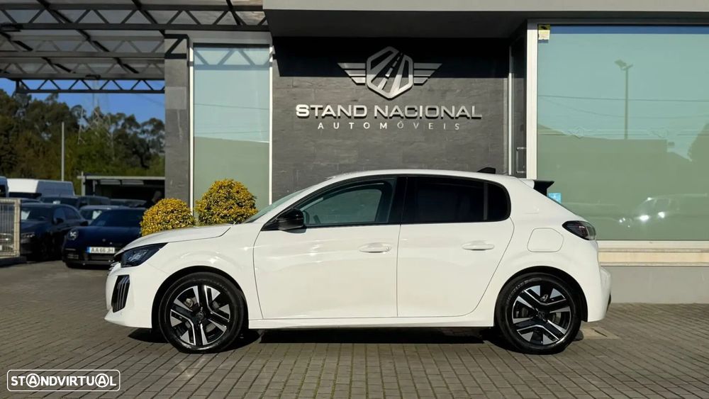 Peugeot 208 - 9