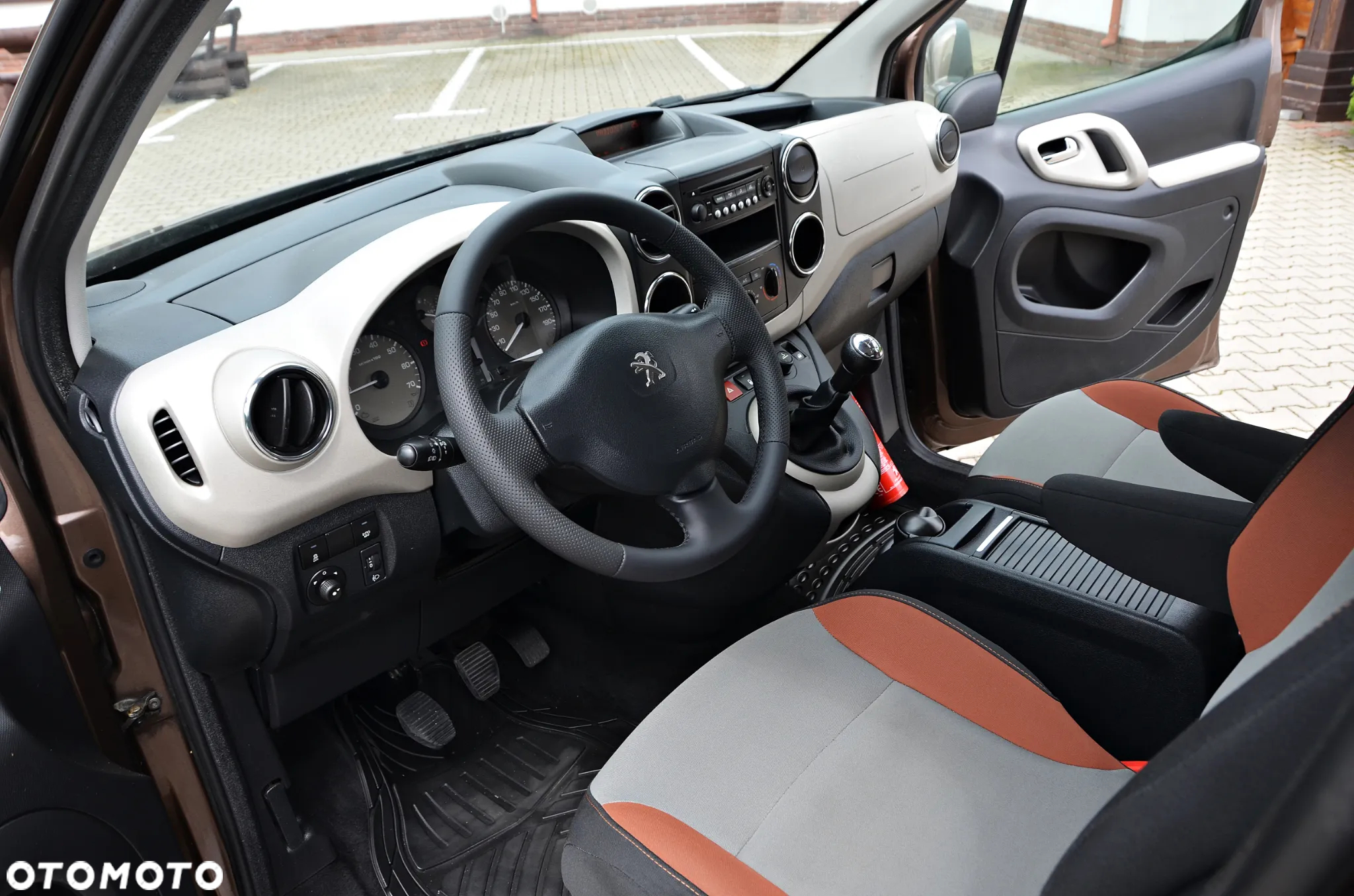 Peugeot Partner 1.6 HDi Outdoor - 32