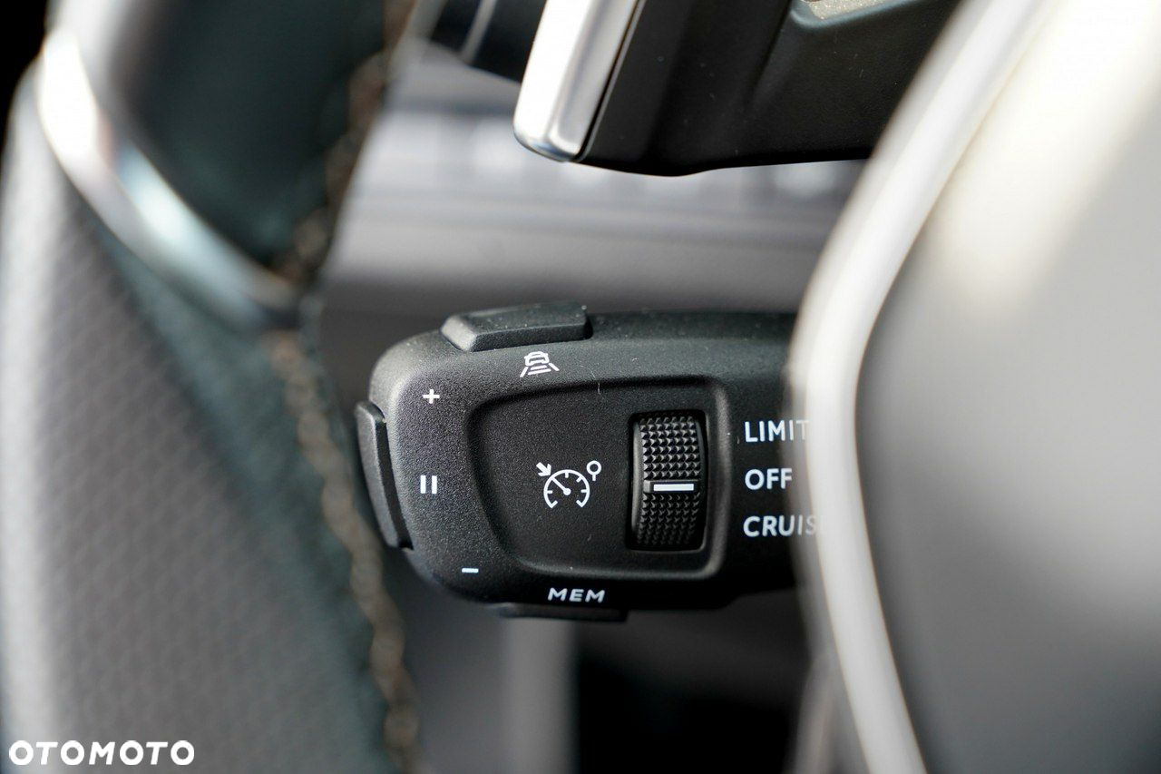 Peugeot 5008 - 32