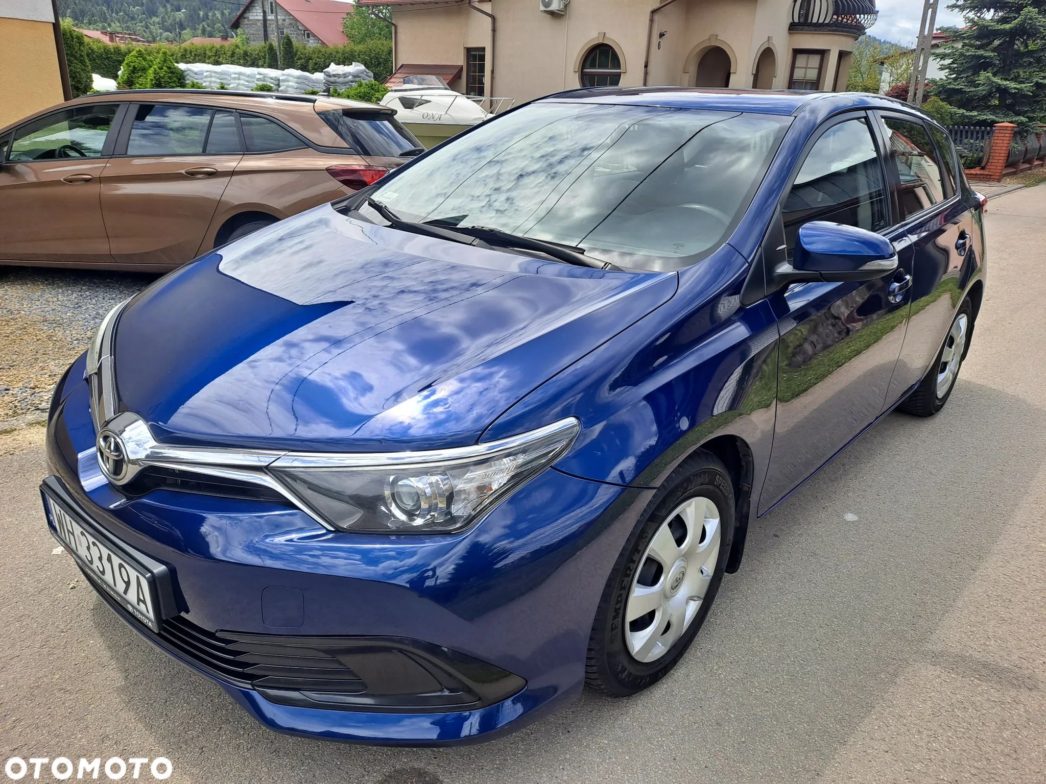 Toyota Auris 1.33 VVT-i Life Comfort - 1