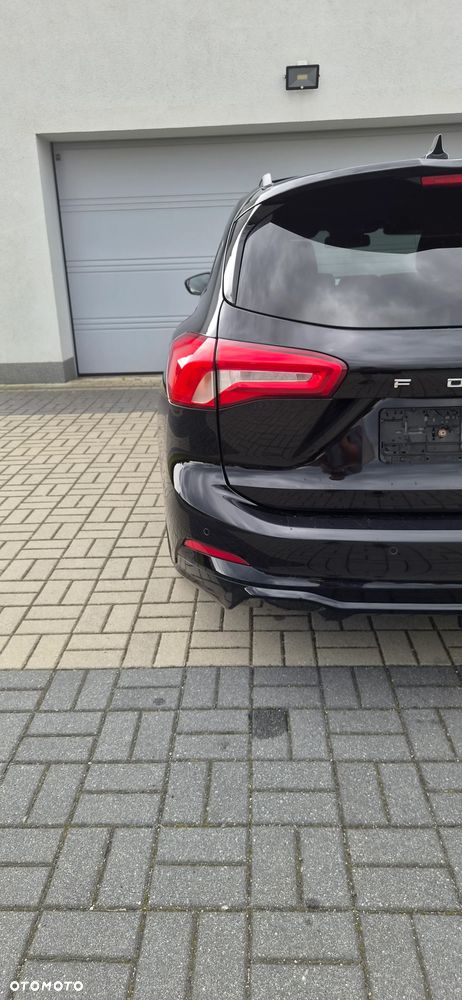 Ford Focus 2.0 EcoBlue STart-Stopp-System ST-LINE - 12