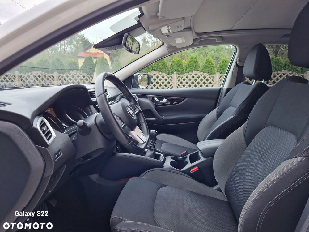 Nissan Qashqai 1.3 DIG-T TEKNA - 10