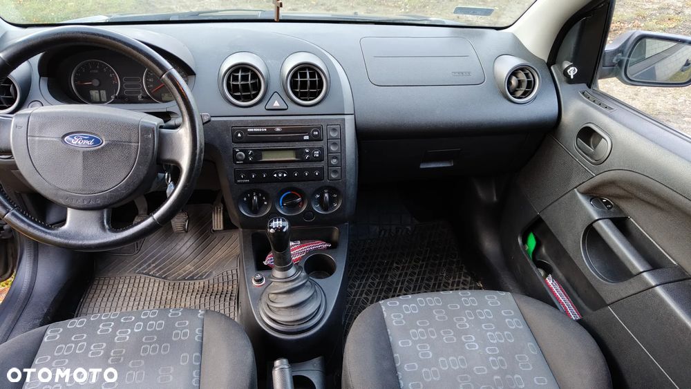 Ford Fiesta 1.3 - 3