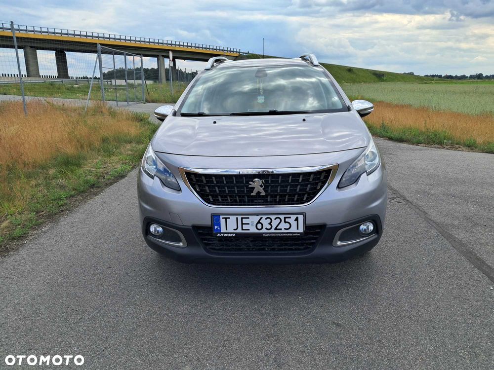 Peugeot 2008 - 8