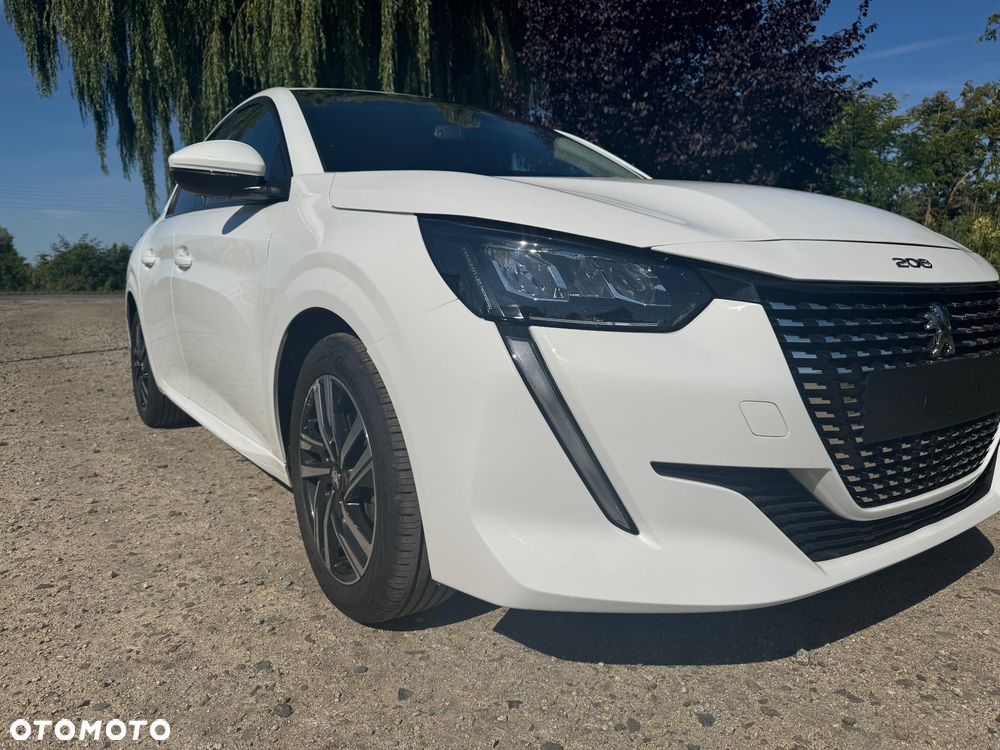 Peugeot 208 - 6