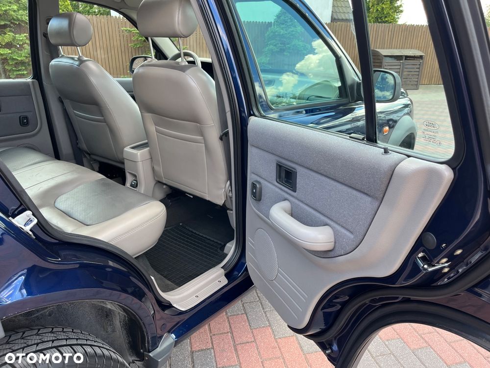 Land Rover Freelander - 18
