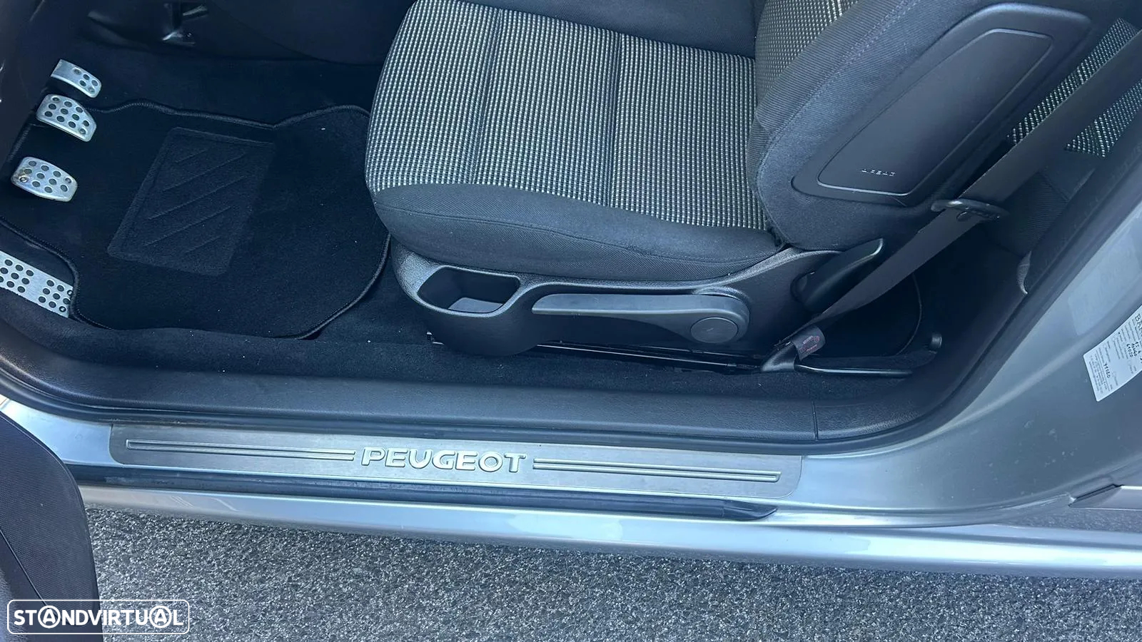 Peugeot 307 CC 1.6 Dynamique - 29