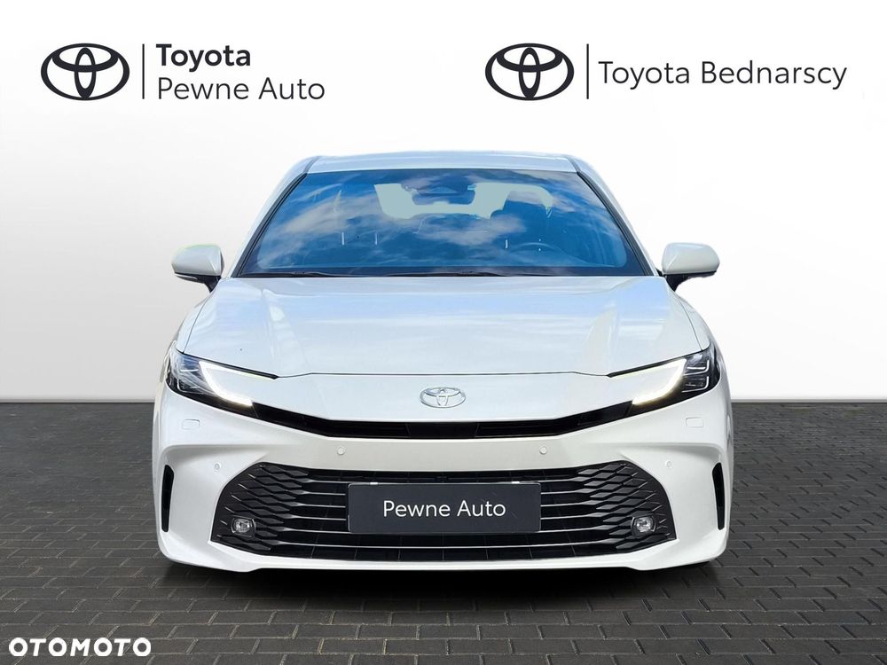 Toyota Camry - 8