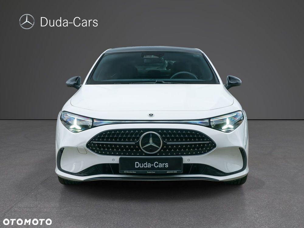 Mercedes-Benz CLA - 4