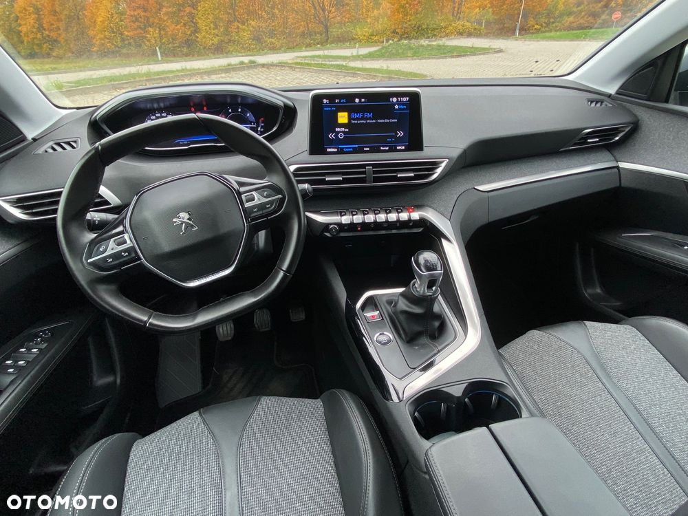 Peugeot 3008 1.5 BlueHDi Allure S&S - 25