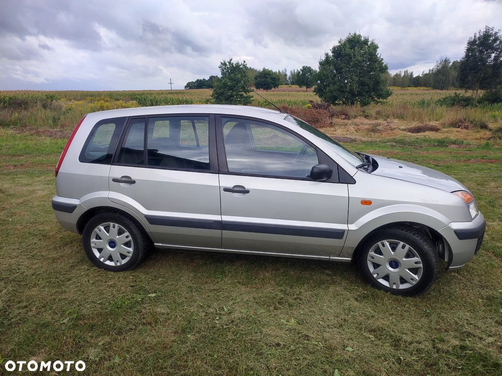 Ford Fusion 1.25 Ambiente - 3