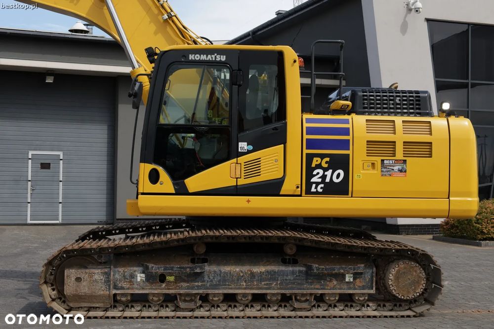 Komatsu PC210LC-11 - 4