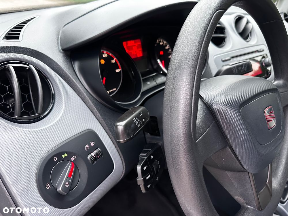 Seat Ibiza 1.4 16V Style - 28