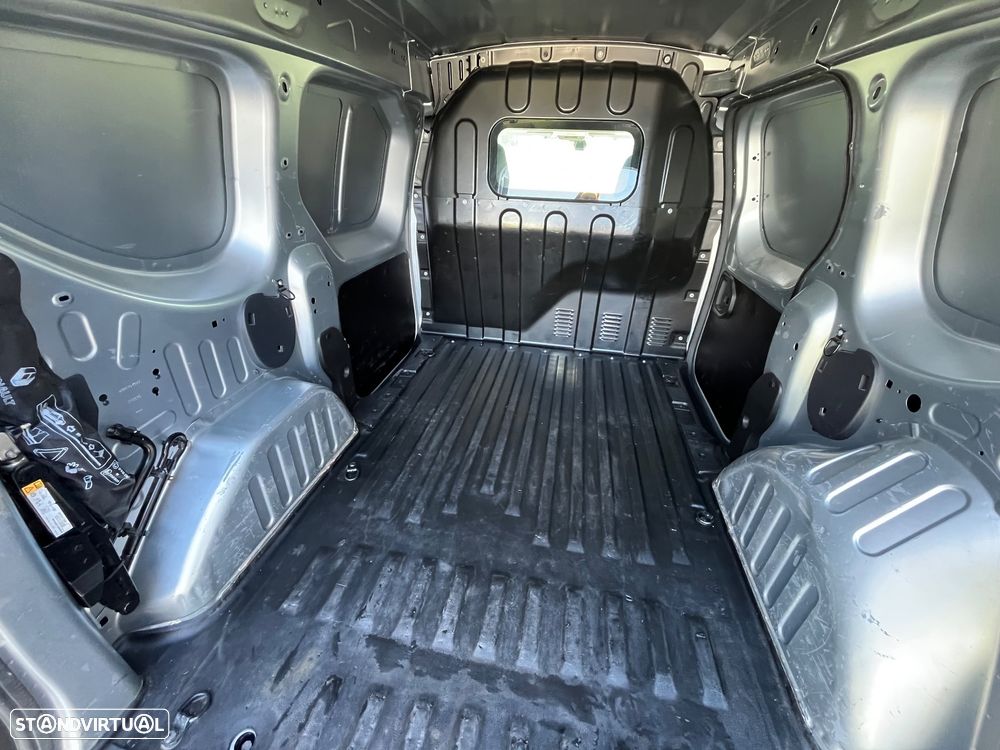 Renault Express 1.5 Blue dCi - 23