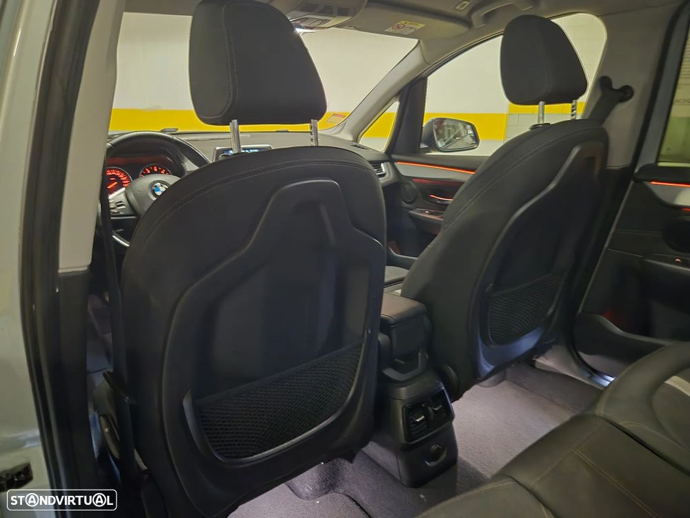 BMW 216 Gran Tourer d Line Sport - 30