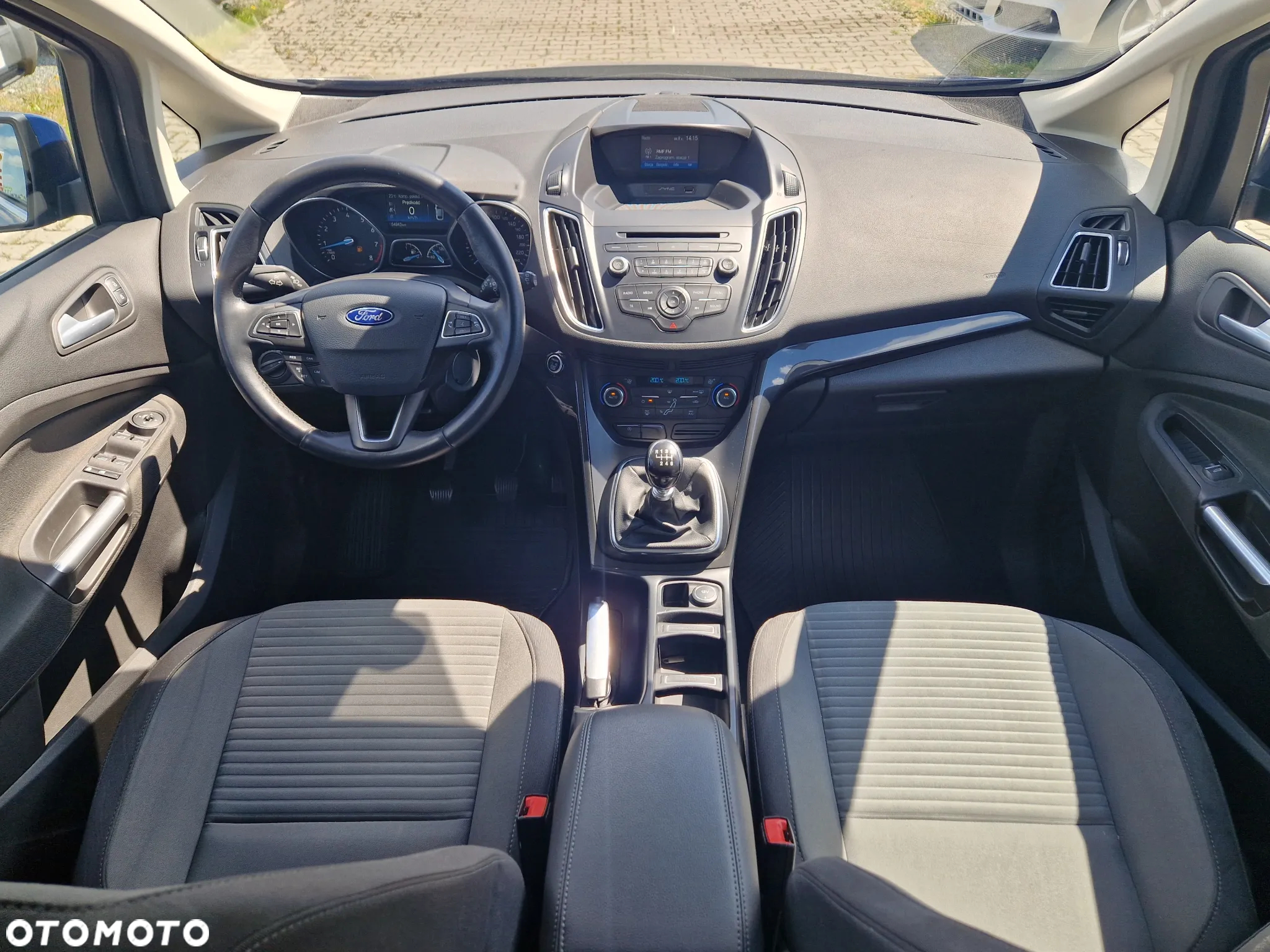 Ford Grand C-MAX - 23