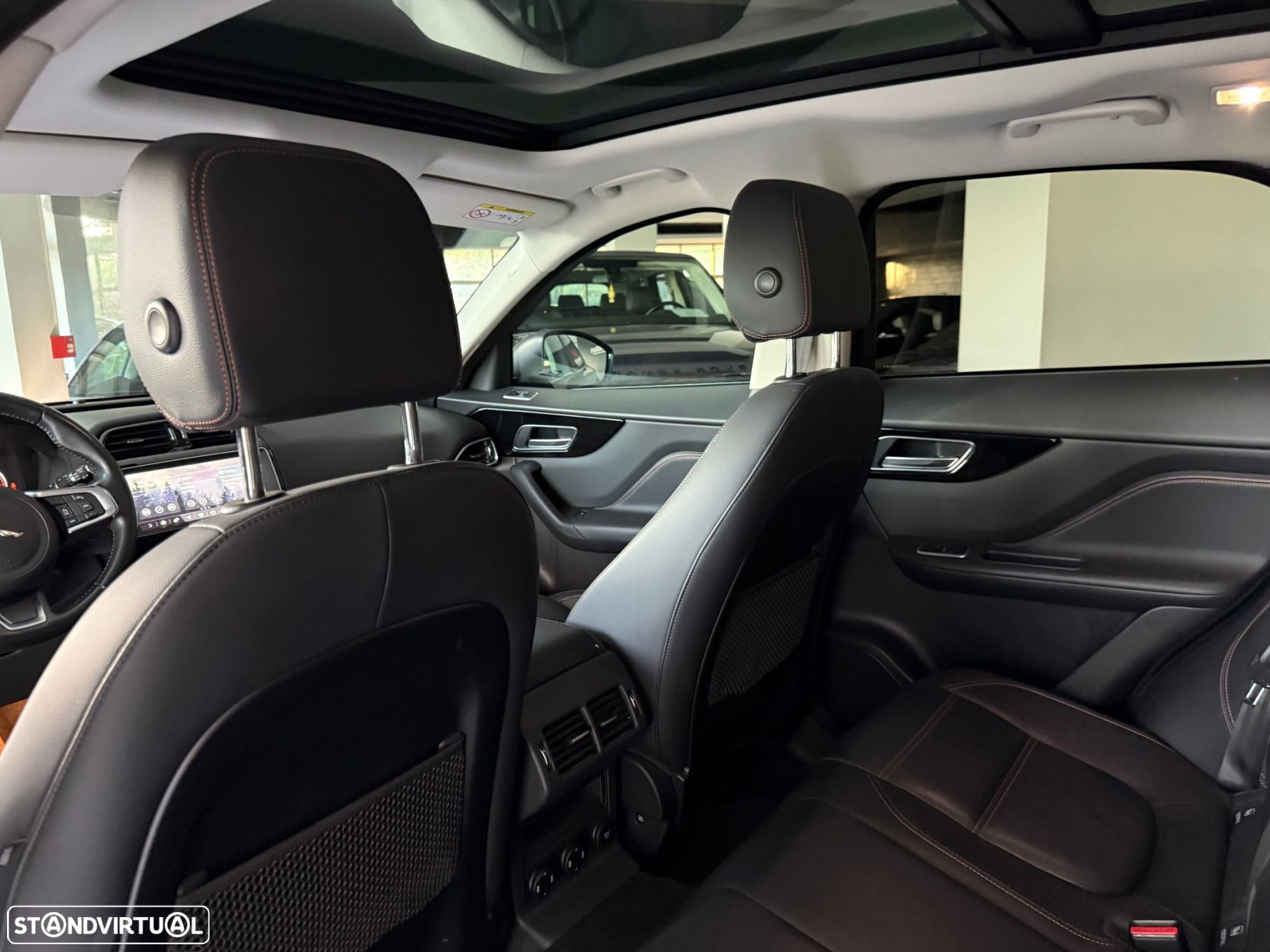 Jaguar F-Pace 20d AWD Aut. R-Sport - 34