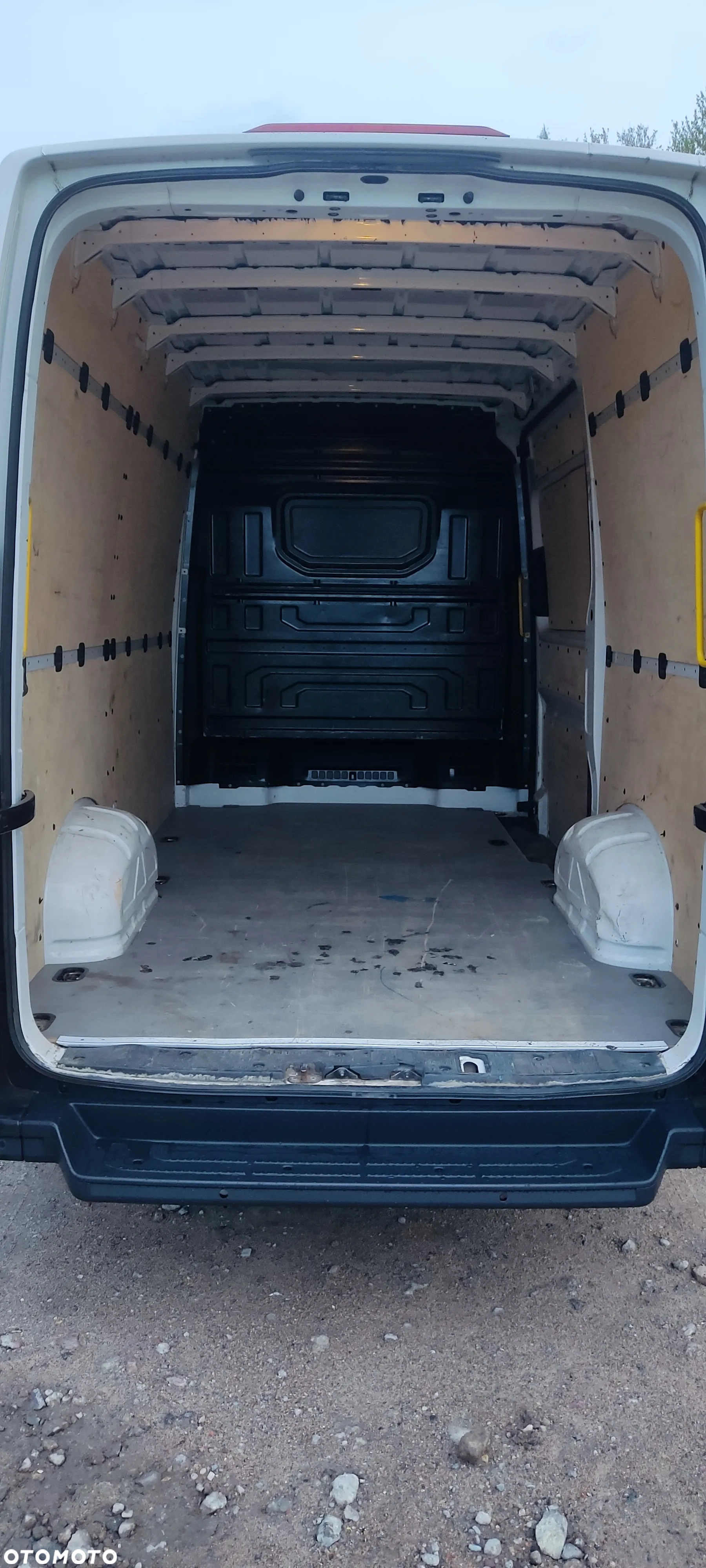Volkswagen Crafter - 9