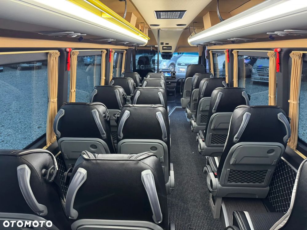 Mercedes-Benz Sprinter 519 - 10