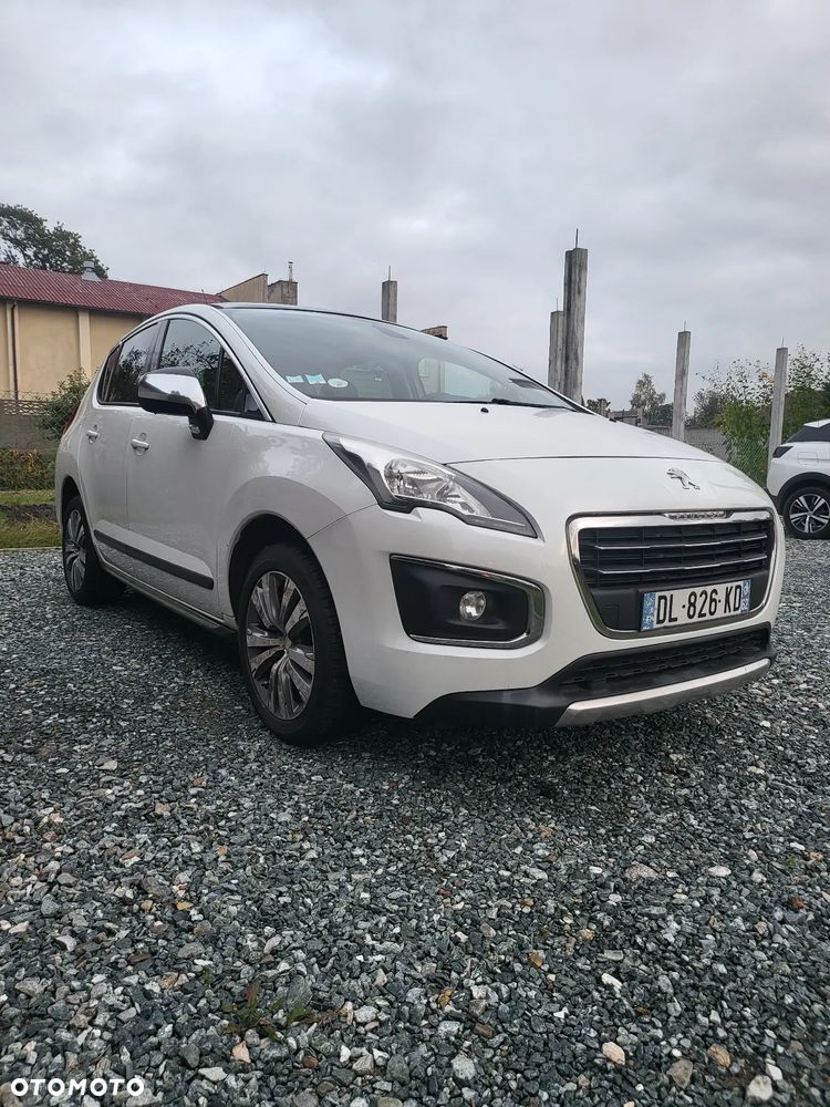 Peugeot 3008 HDi 115 Allure - 2