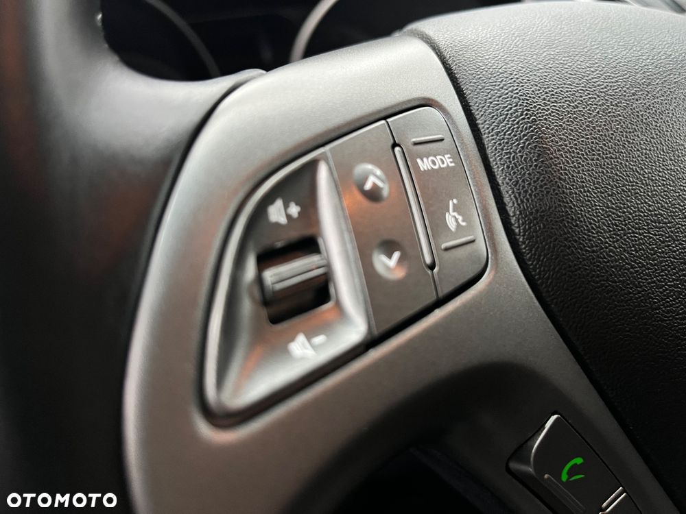 Hyundai ix35 - 23