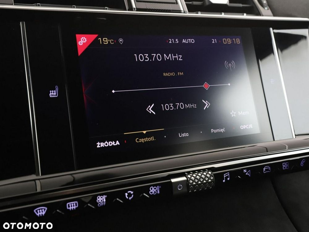 DS Automobiles DS 7 Crossback 1.6 PureTech GPF Performance Line + - 24