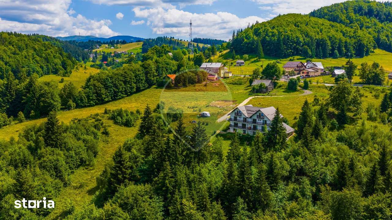 Pensiune/ Casa de oaspeti/ 3000 mp teren, Fundata/ locatie de Poveste - Imagine principală: 4/20