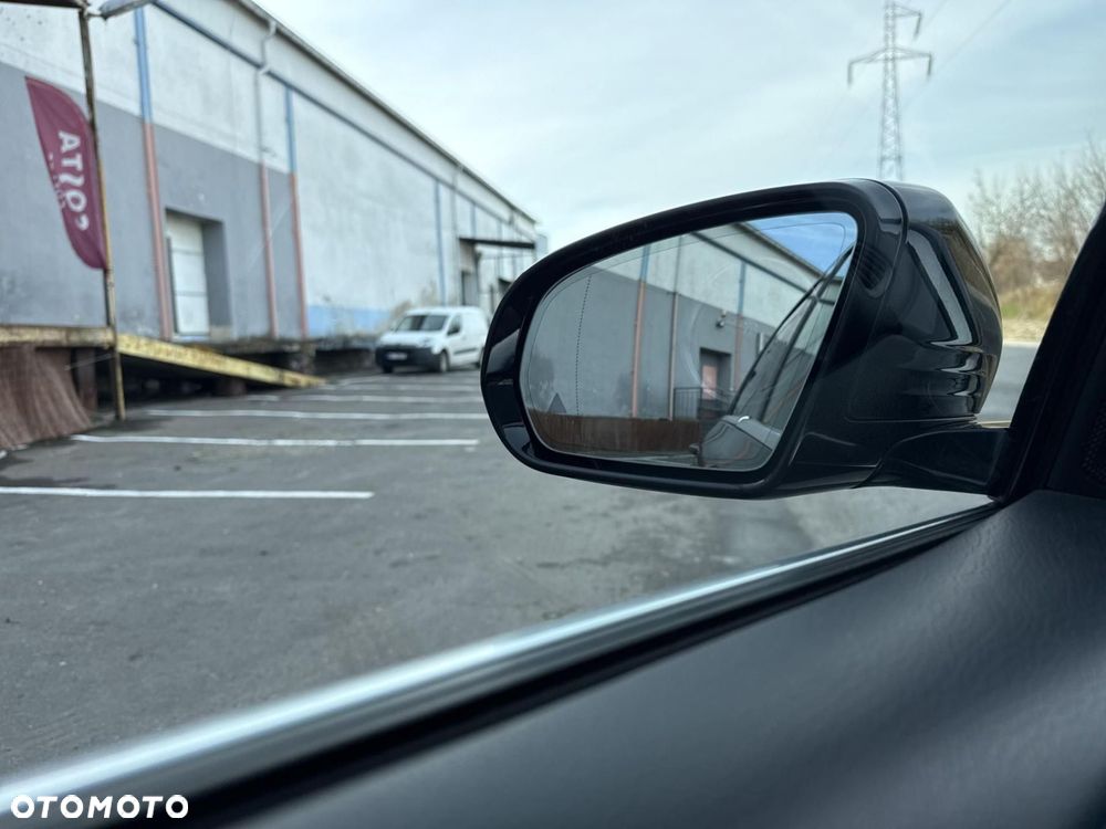 Mercedes-Benz Klasa E - 25