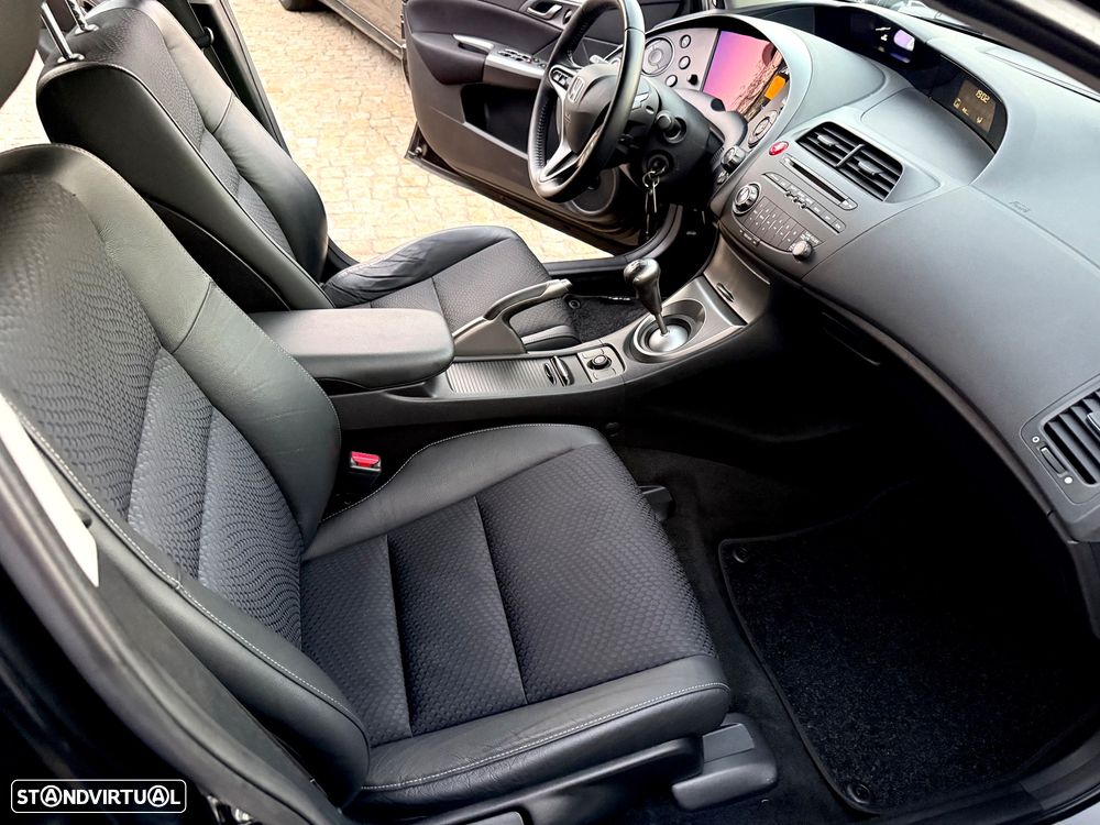 Honda Civic 1.4 i-VTEC Elegance - 58