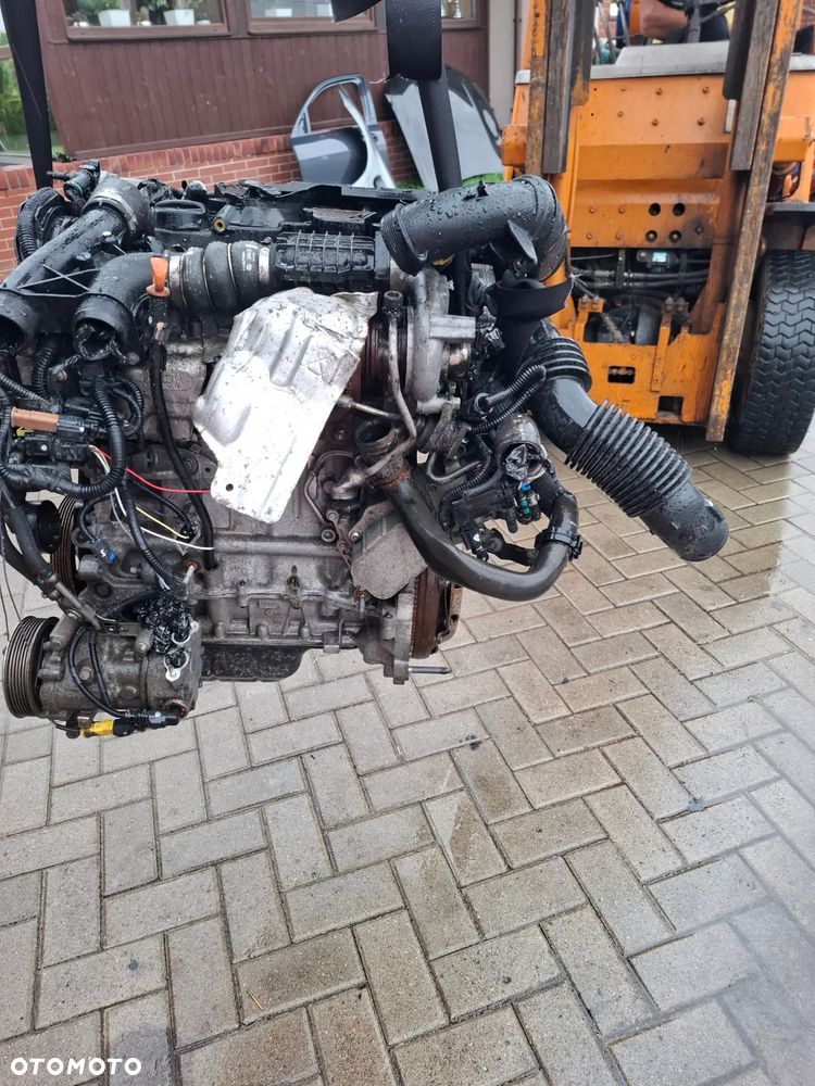 Silnik Peugeot Partner 1.6 e HDI 75 KM - 3