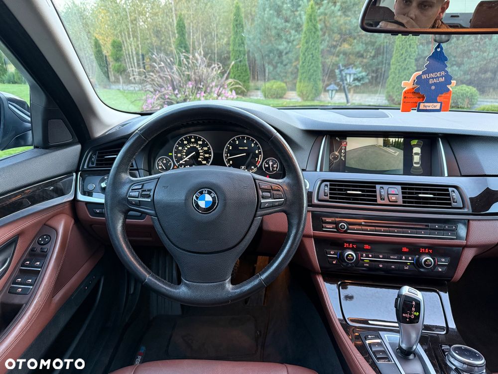 BMW Seria 5 535i xDrive Sport-Aut Luxury Line - 15