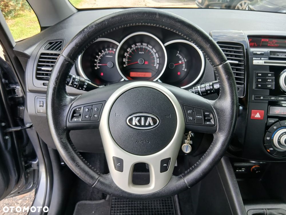 Kia Venga 1.4 CVVT Dream Team Edition - 22