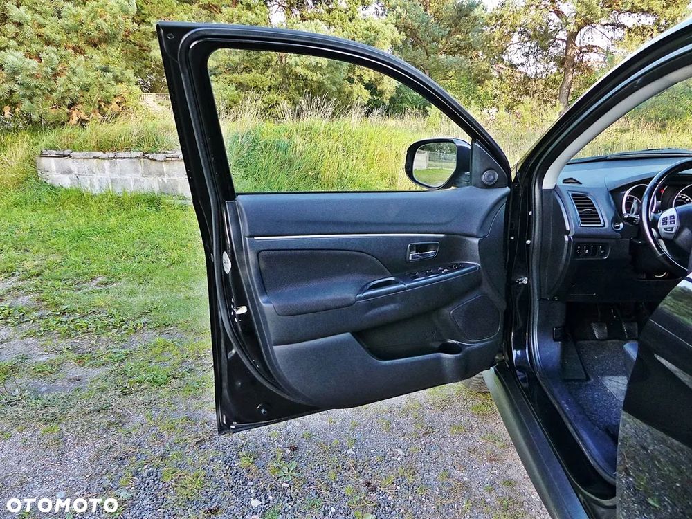 Mitsubishi ASX 1.8 DI-D 2WD Instyle - 17