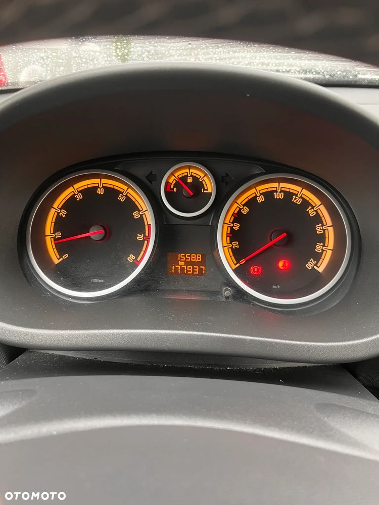 Opel Corsa - 19