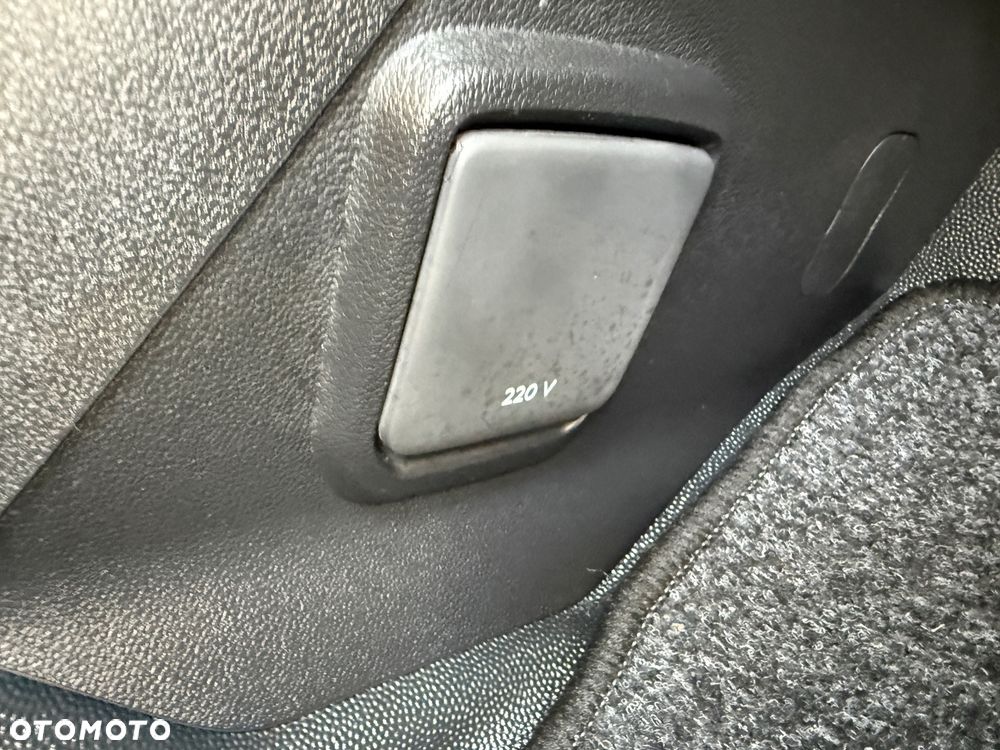 Peugeot PARTNER/Klima/PDC przód i tył/Nawigacja/Tempomat/Sensor świateł/Regał/ 230V gniazdko/import niemcy - 17