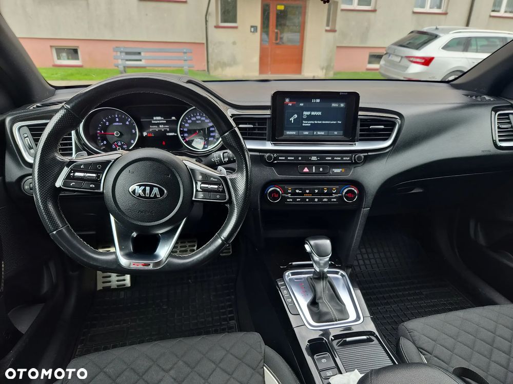Kia ProCeed - 2