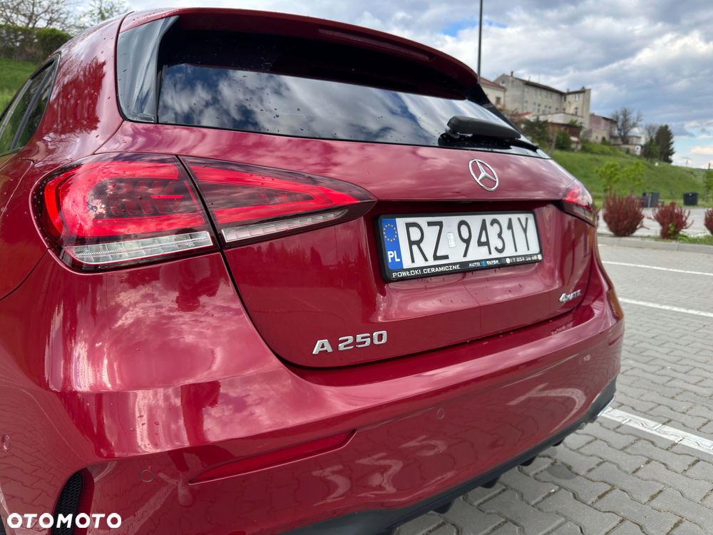 Mercedes-Benz Klasa A 250 4-Matic AMG Line 7G-DCT - 3