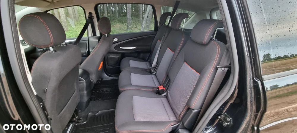 Ford S-Max 2.0 TDCi DPF Champions Edition - 8