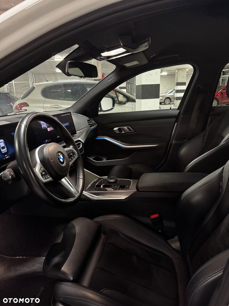 BMW Seria 3 320i M Sport - 14