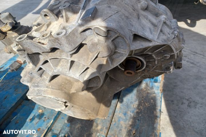 CUTIE DE VITEZE 2.0 TDI 4X4 KUC Volkswagen VW Tiguan 1 5N [2007 - 201 - 6